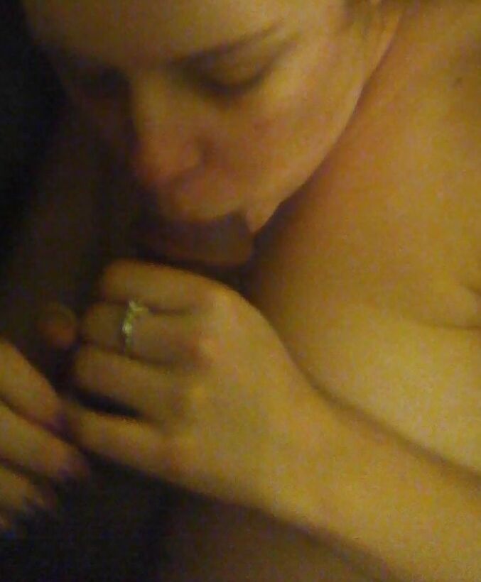 sexychubbyangela spread pussy bbc sucking