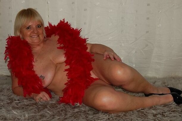Nudist Helen Kerr
