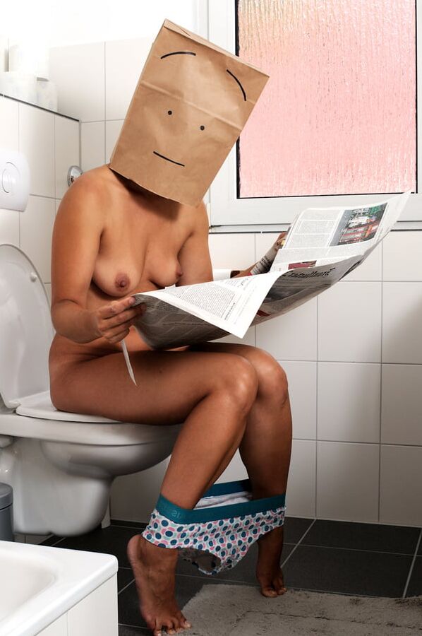 Baghead About The House