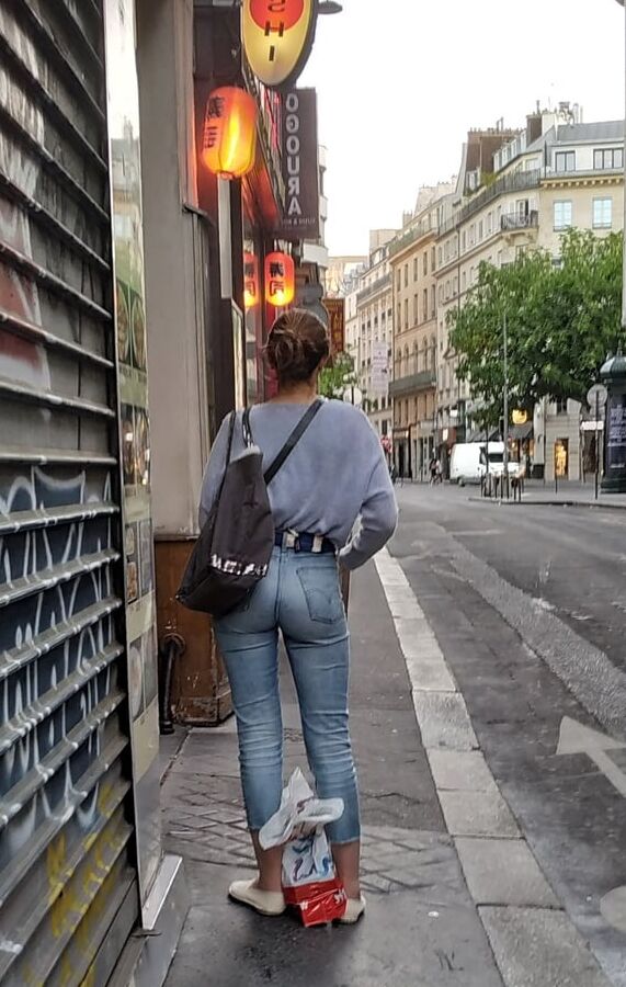 A french blond girl waiting for her hubby