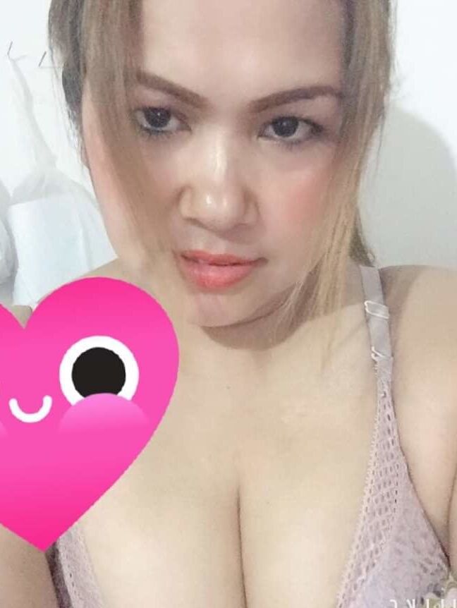 Gadis buah dada besar janda