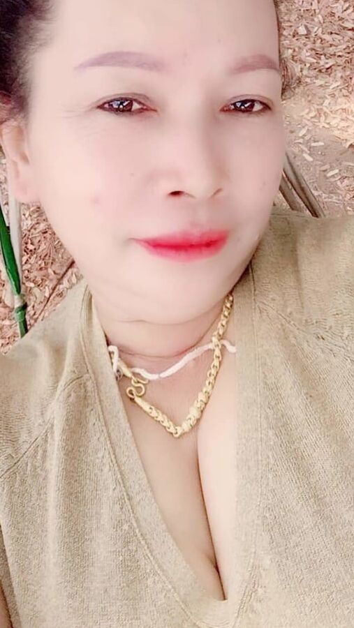 Thai girl big pussy