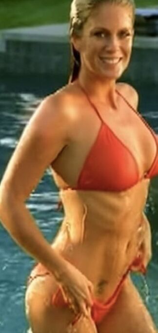 Rachel Hunter