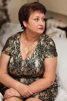 Clothed Mature - Big Boobs