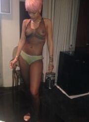 Celeb Sunday Rihanna