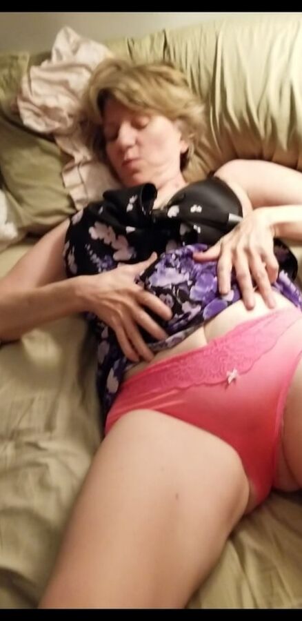Mature Midwest Wife