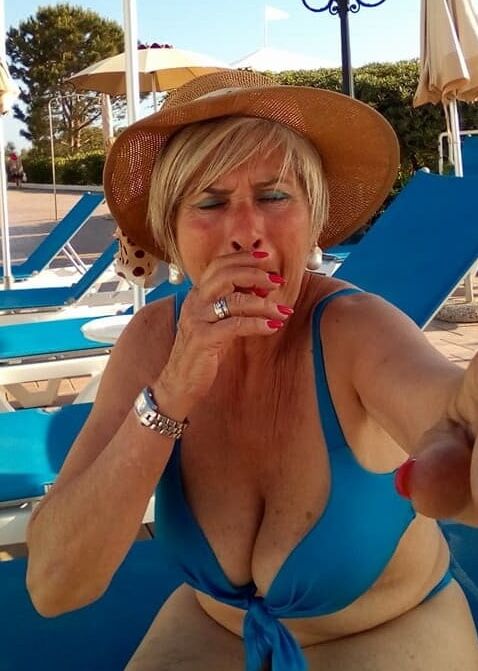 Absoluted fuckable gilf