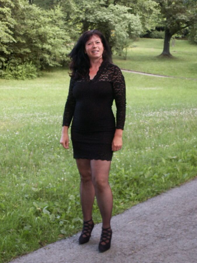 Geile Stute im Freien