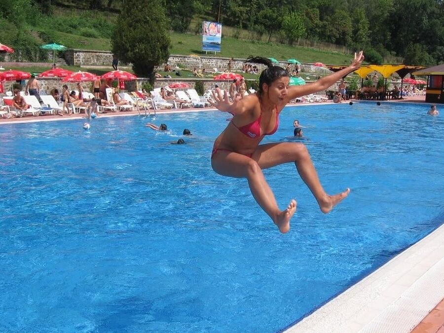 Amateur-Crazy Fun Poses-