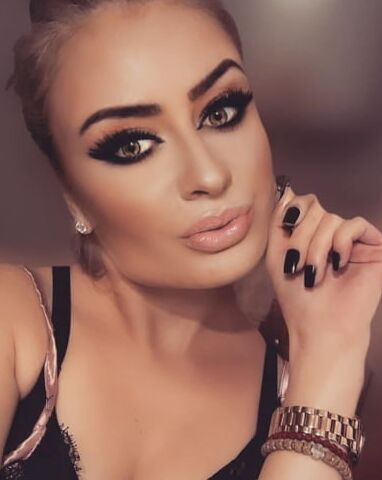 Makeup fetish