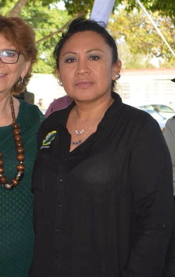 Maestra Madurar y jugosa - Mexican teacher