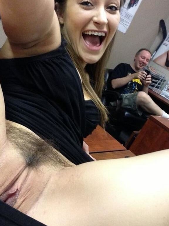Selfie zone - pussy POV