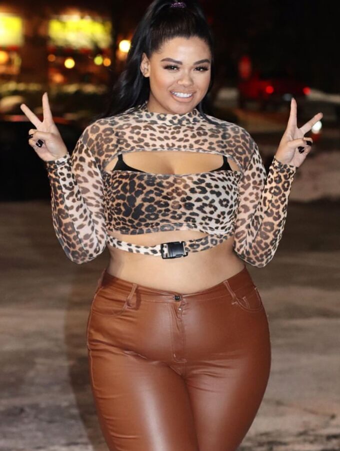 Hot Latin women