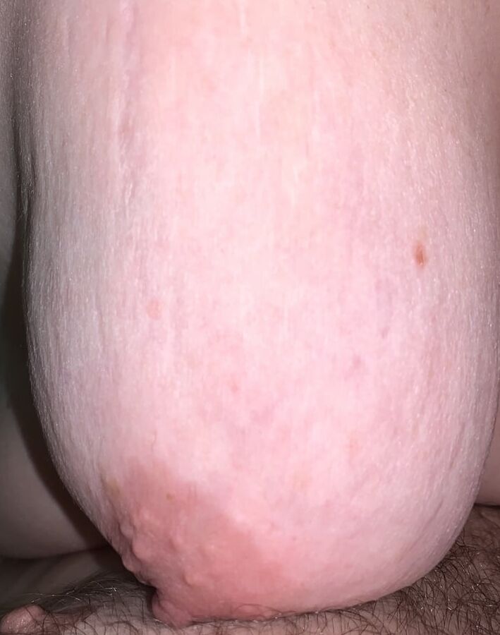 Mature wife saggy tits!!