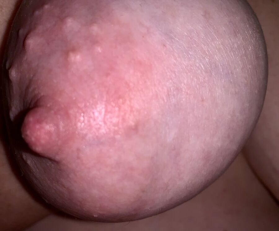 Mature wife saggy tits!!