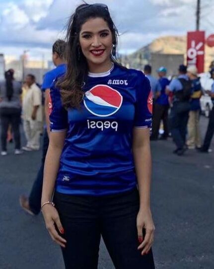 Carolina Lanza Honduras