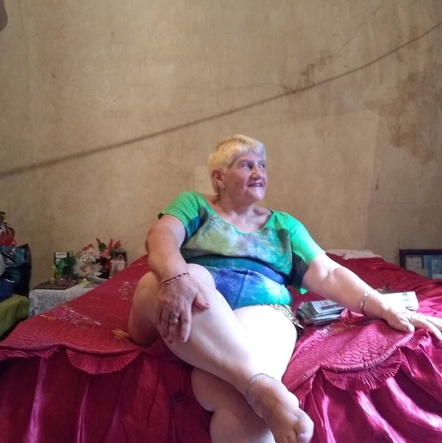 ABUELITA GOMEZ