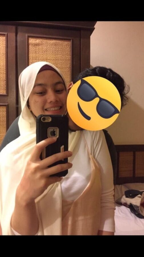 malay boobies so tempting