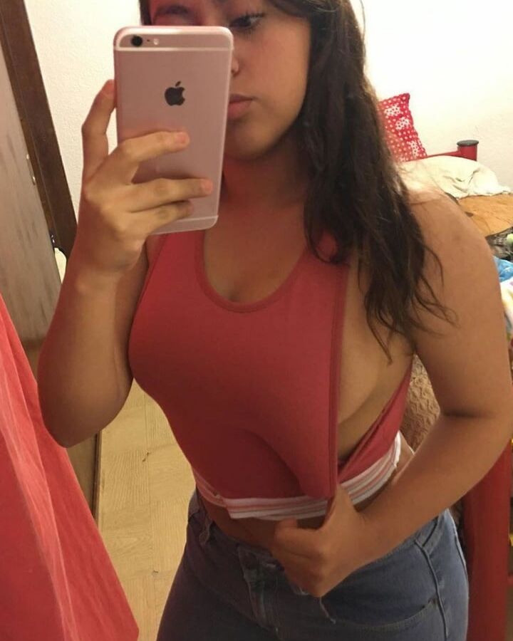 Slut Ximena