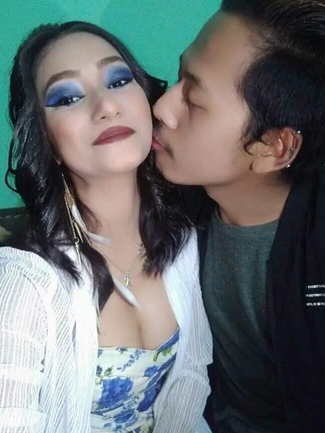 few hot indian girls nudes posting soon ...