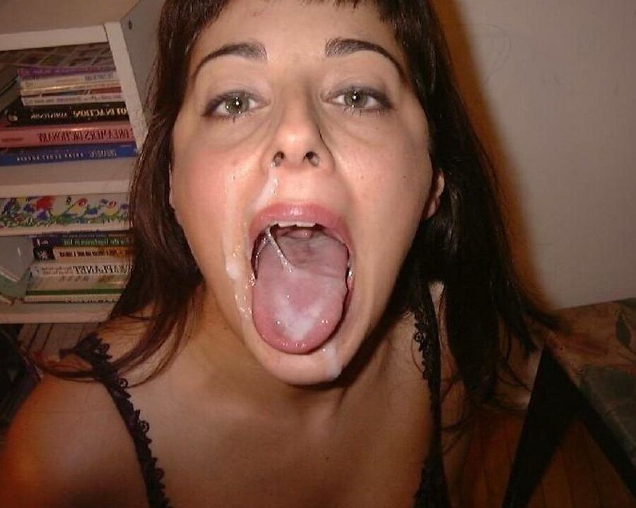 Tongue Out - No Hidden Faces ()