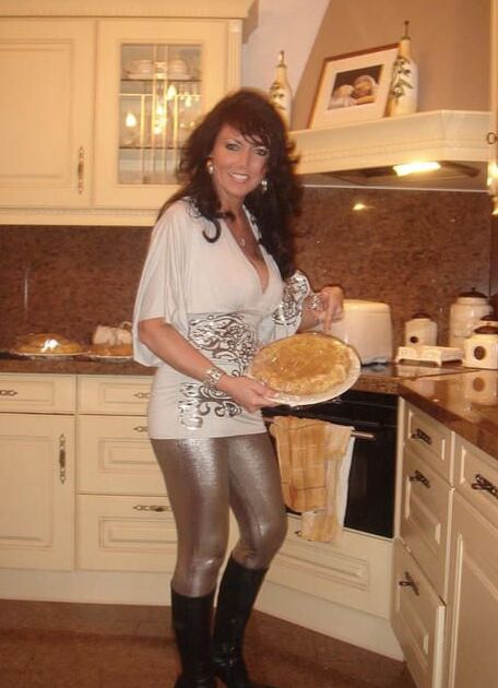 Exposed BBC-loving Mom
