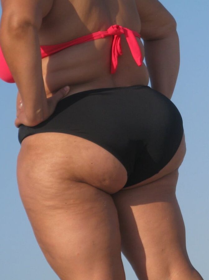 MILFs &amp; GILFs