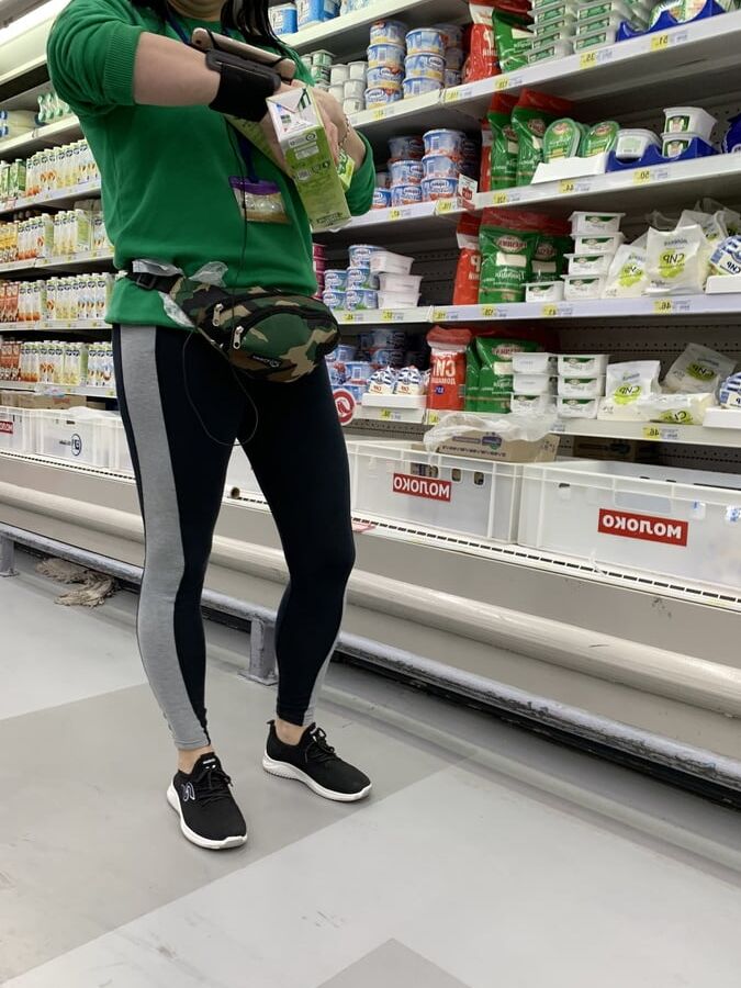 Sugar ass in leggings