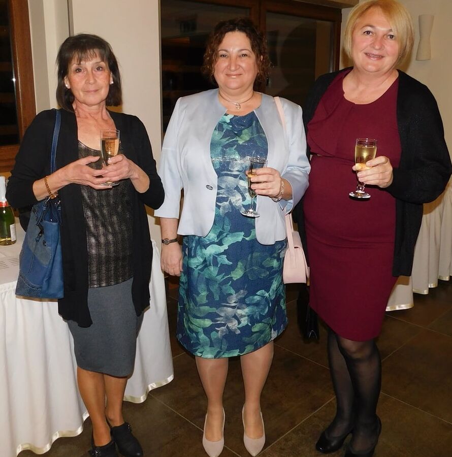 Wedding Guests in Pantyhose