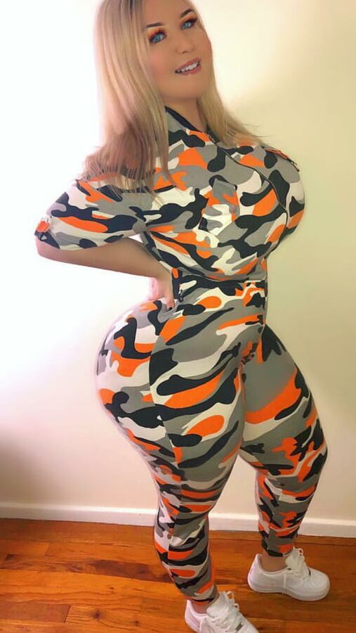 bigbootycaucasian