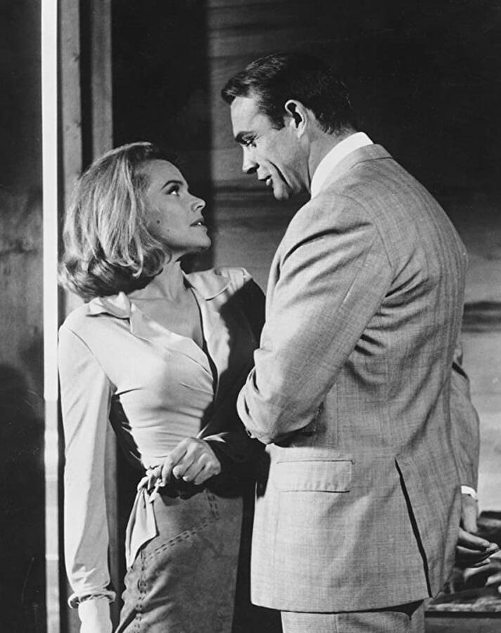 Celebrity - Honor Blackman - Goldfinger The avengers