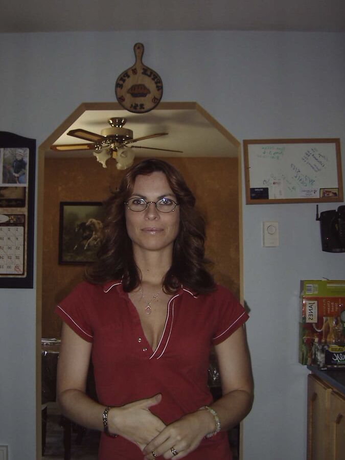 Sexy MILF posing for her husband