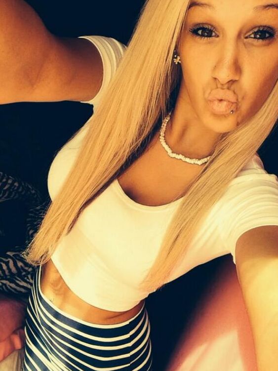 Blonde Selfie Chick