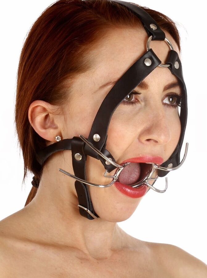 Girls in gag