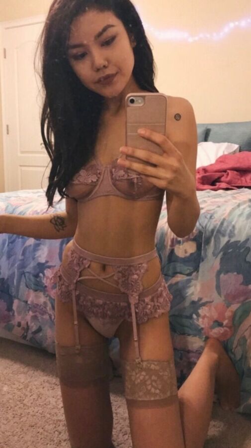 Cute Asian Selfies