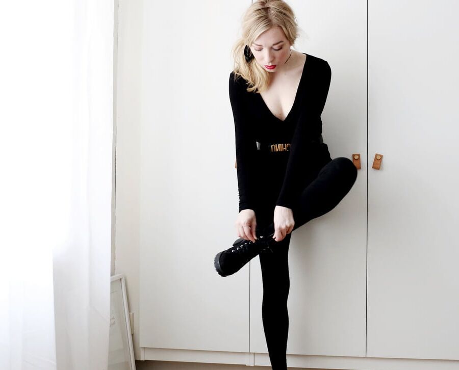 Cute Blonde GF in Tights (Pantyhose)