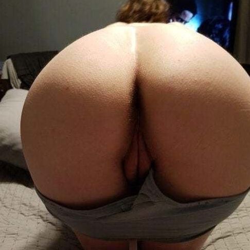 SHY WIFE Great Ass