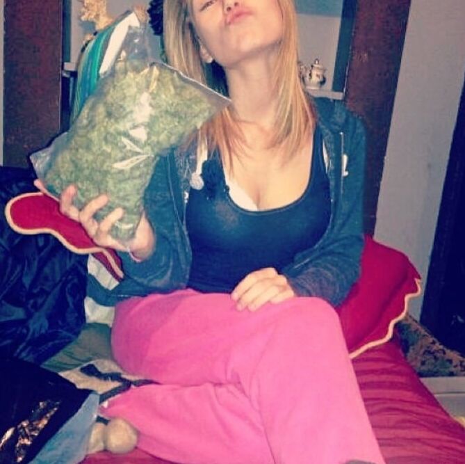 Girl Who Loves Weed