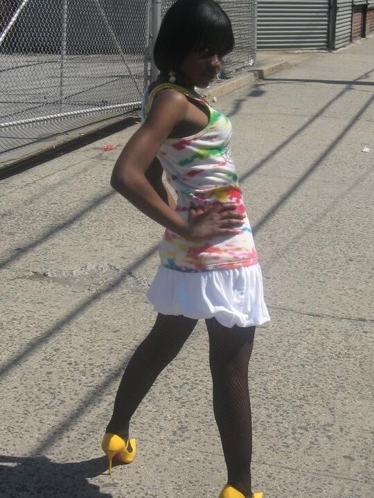ebony hotties in pantyhose