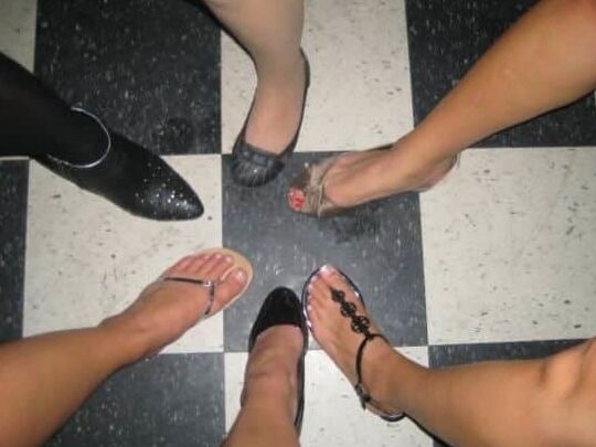 social media sexy feet