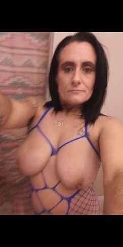 Foreshore white Milf