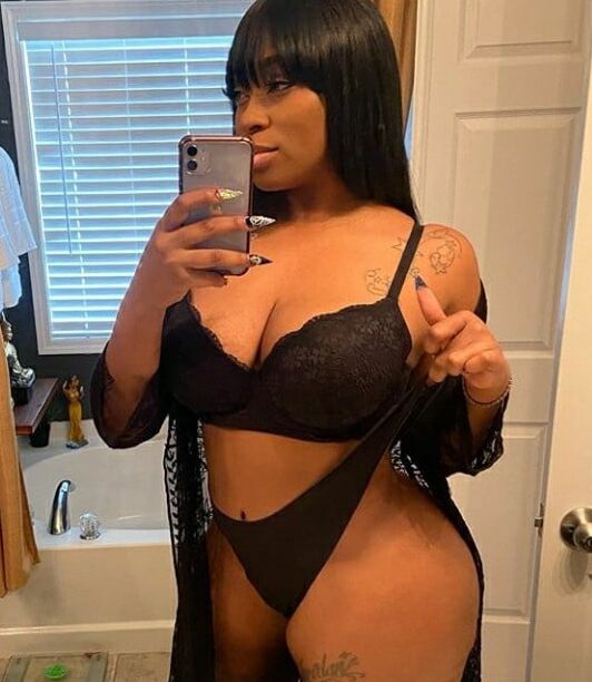Ms HollyTushe