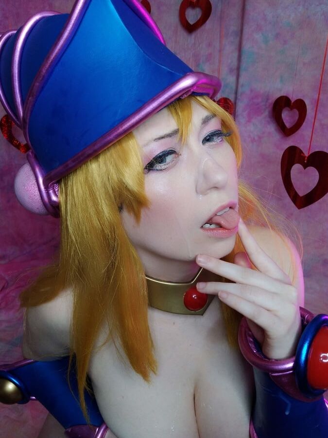 Usatame Dark Magician Girl Cosplay