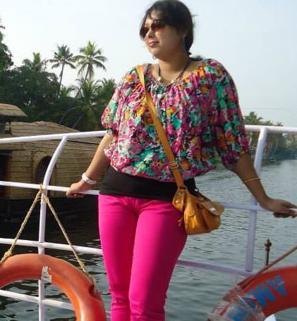 Unknown Desi Bhabhi (non nude)