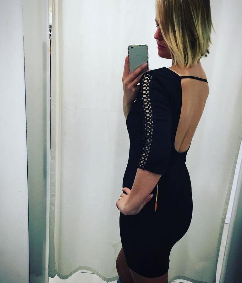 Backless Selfies