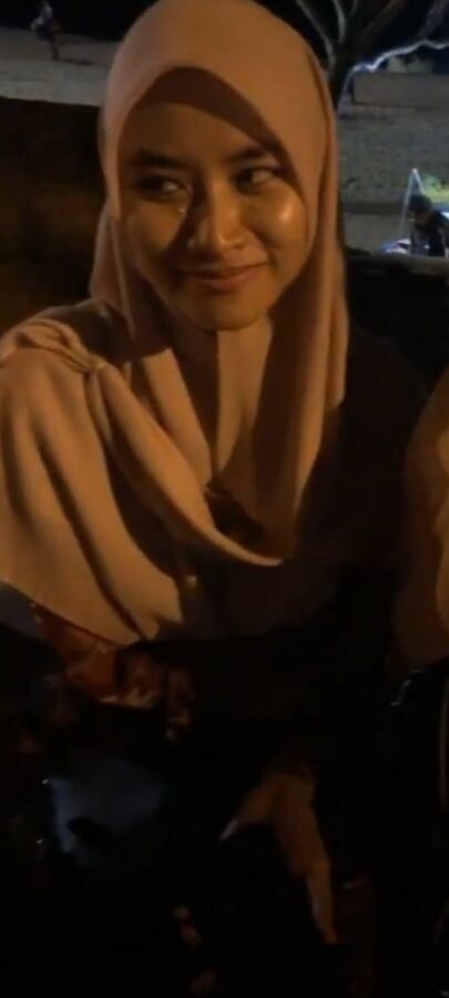 Ustazah Siti Tudung Labuh