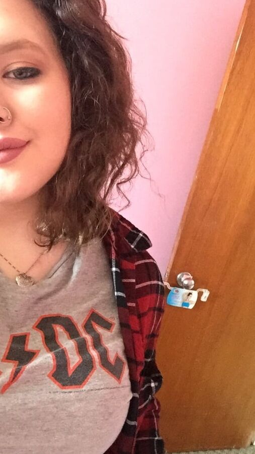 Someone love me