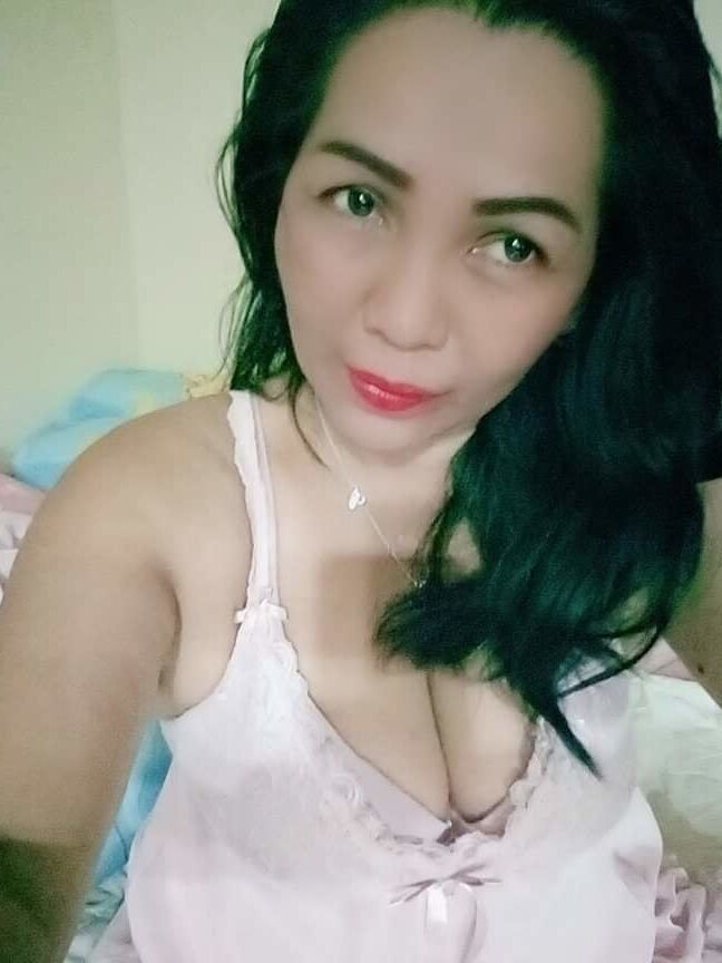 Thai mother big tits