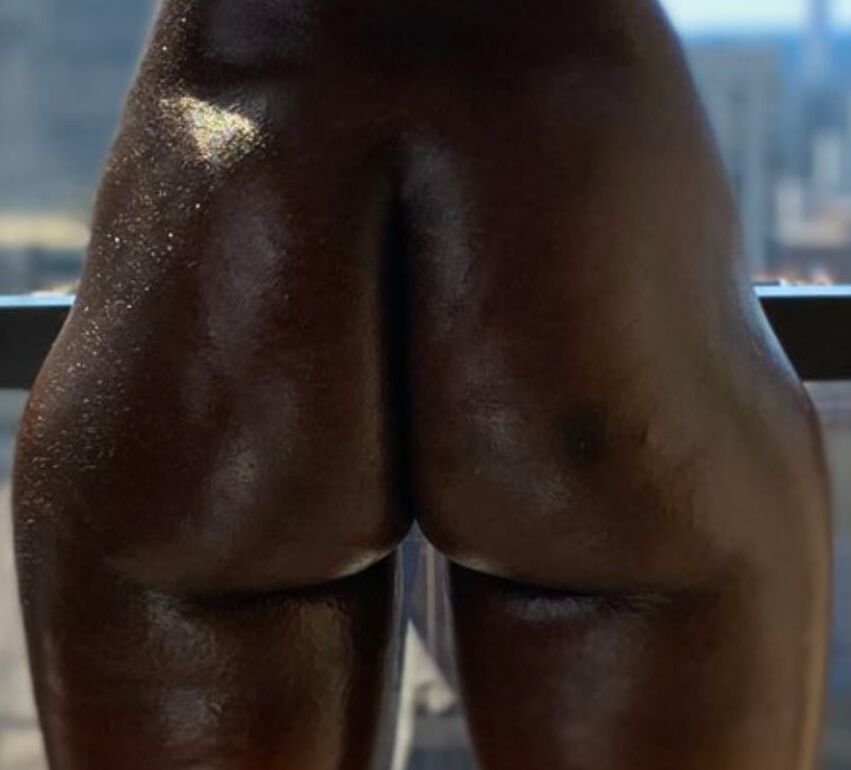 Women booty i wanna eat