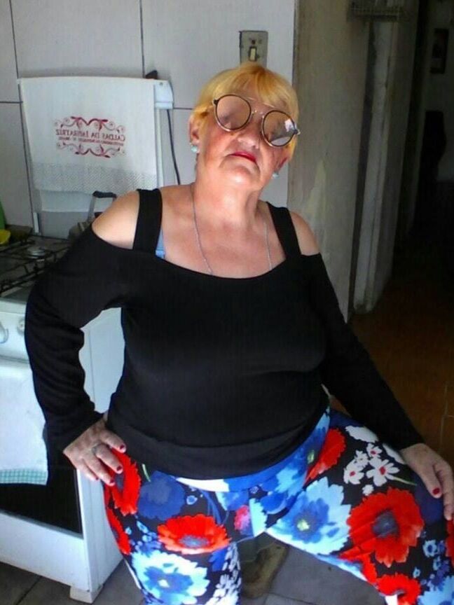 ABUELITA GOMEZ